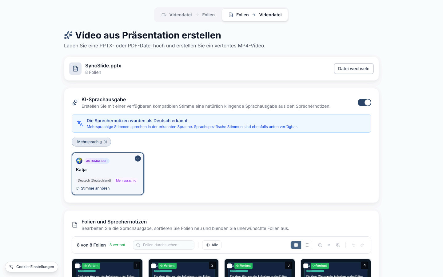 SyncSlide-Arbeitsbereich zur Präsentationserstellung mit Stimmen für die Vertonung und Sprechernotizen der Folien